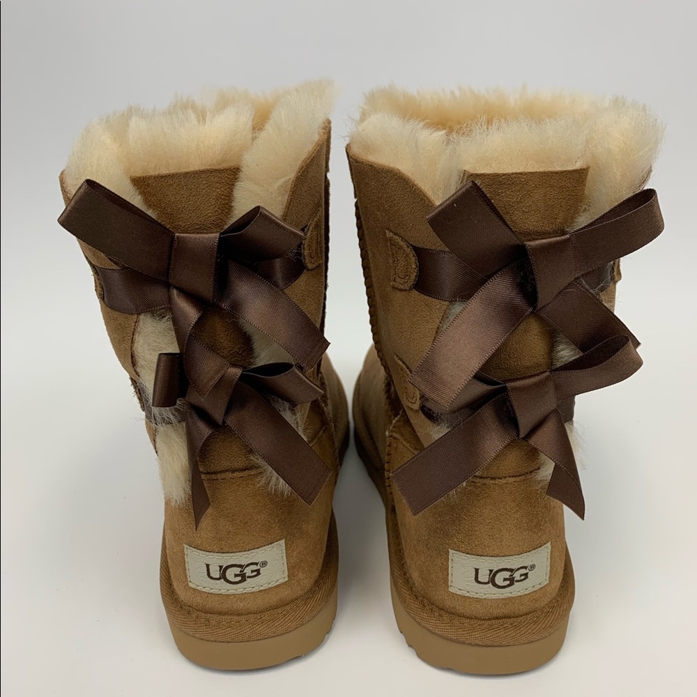 New Ugg boots Bailey Bow ll size - USA 4